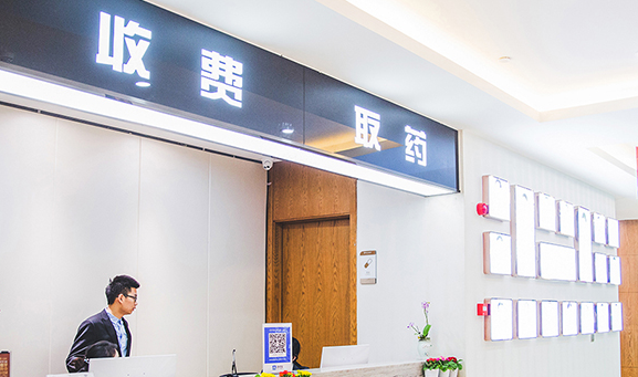 优诺博士口腔医院怎么样？附案例分析和价格表(图1)