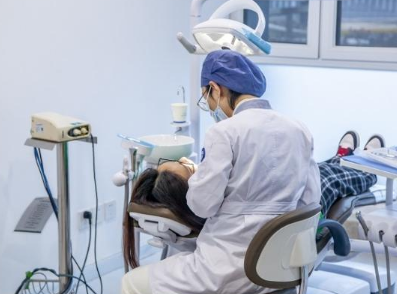 烟台口腔医院补牙收费标准揭晓!补牙专业价格不贵(图2)