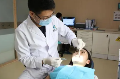 牙齿整形去哪个科室？口腔科和正畸科是一个吗