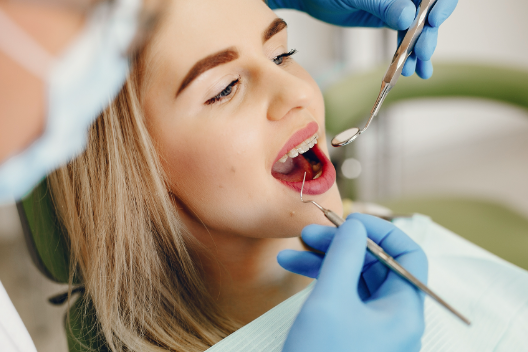 北京看口腔哪个医院好?牙美白收费表预览(图1)