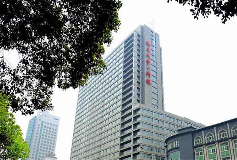 南昌种植牙优选医院排名揭晓，全是正规可靠值得信任(图1)