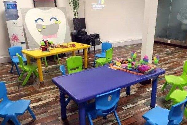 怀化唯雅口腔医院是正规医院吗？从资质认证到四大核心科室全面解析！(图2)