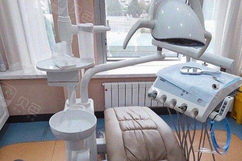 天津阳光树口腔（河西店）种植牙哪个医生好？医生排名前五的刘士有-王雷-于海等种植技术好(图1)