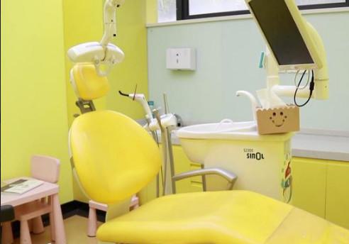 杭州西湖口腔医院怎么样?补牙-矫正-种植收费明细,价格透明!