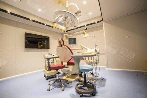 珠海九龙医院口腔种植牙1980元是真的吗？真实价格解析+技术优势详解