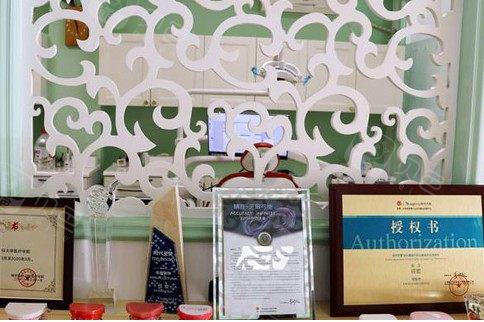 瑞士士卓曼种植体全解析:亲水与非亲水如何选择?盘锦精诚齿科专家为您详解(图3)