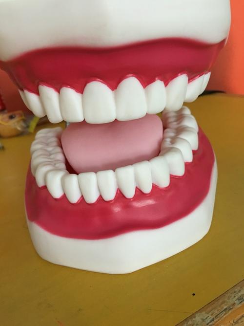 呼和浩特亚非牙科正规靠谱！将地址+项目优势+诊疗特色+顾客口碑综合分享！