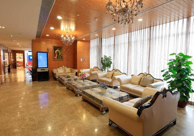 广州德伦口腔(滨江分院)怎么样?虽是私立但正规,种植牙正畸技术出色(图1)