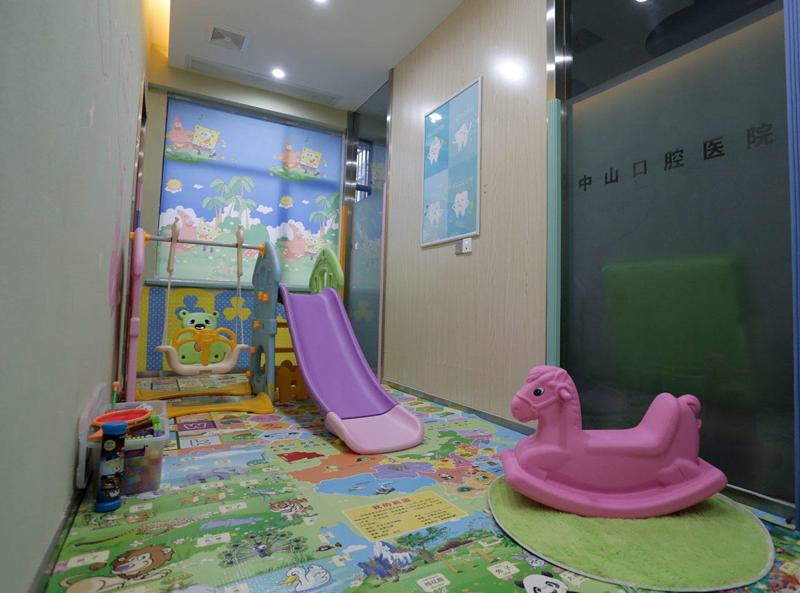 九江牙齿矫正哪家强?九江Smartee正雅旗舰店·九江中山口腔医院专业团队为您保驾护航!(图1)